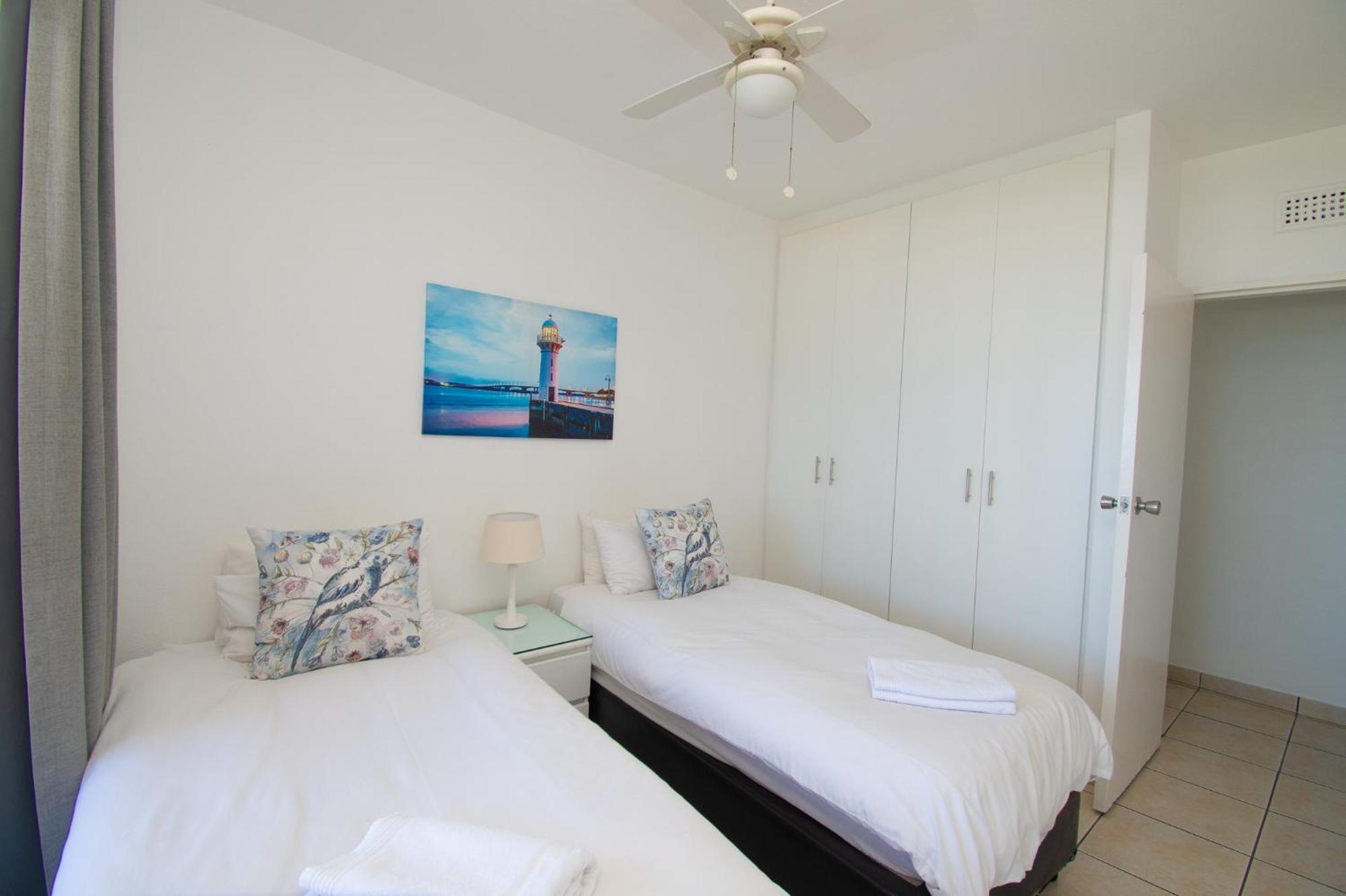 72 Sea Lodge Umhlanga Rocks Дурбан Экстерьер фото